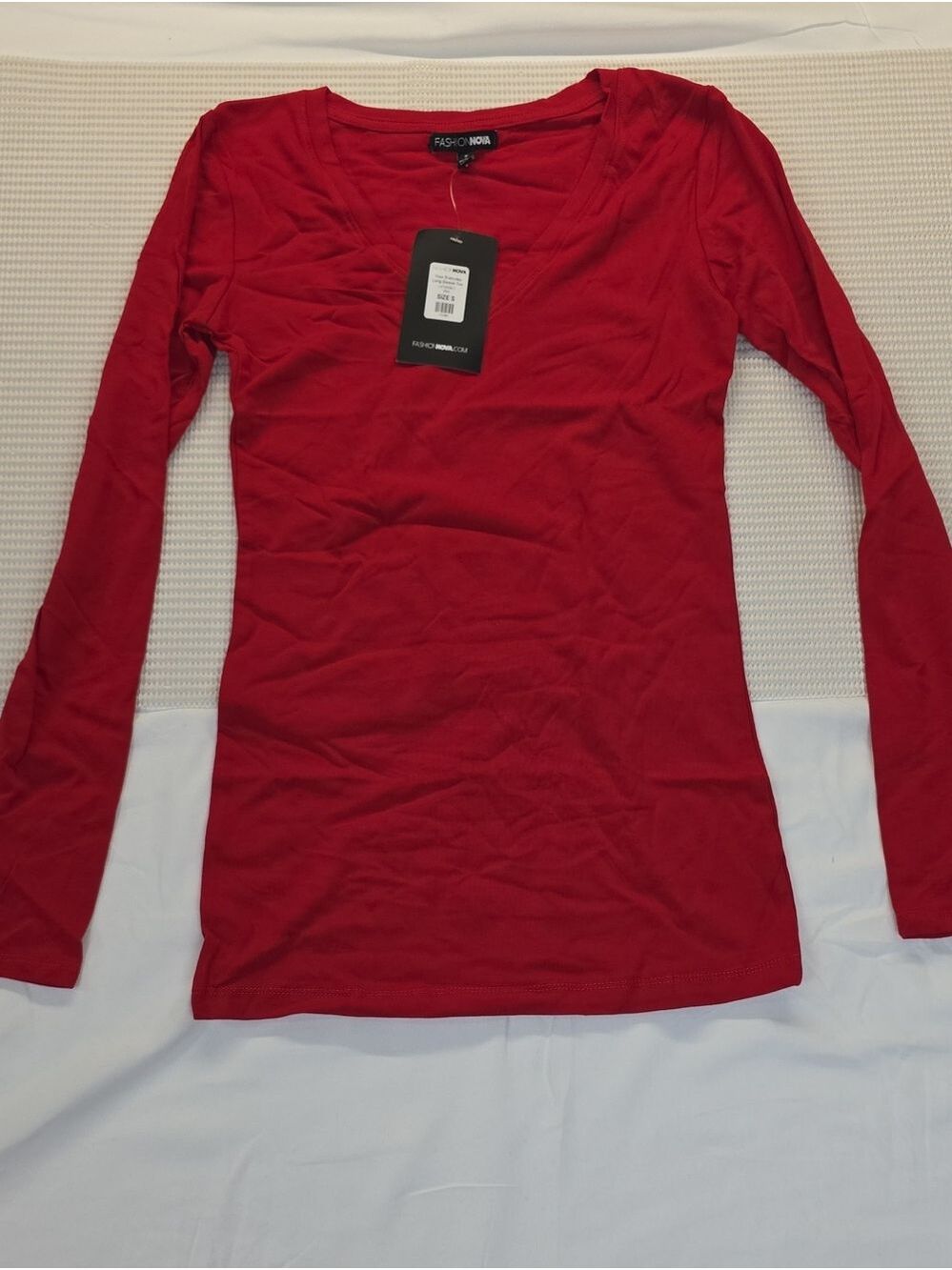 Fashion Nova Red Long-Sleeve Scoop Neck Women's Top Small